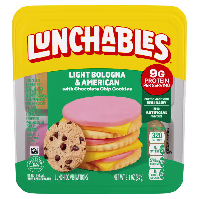 Lunchables Light Bologna & American with Chocolate Chip Cookies 3.1OZ